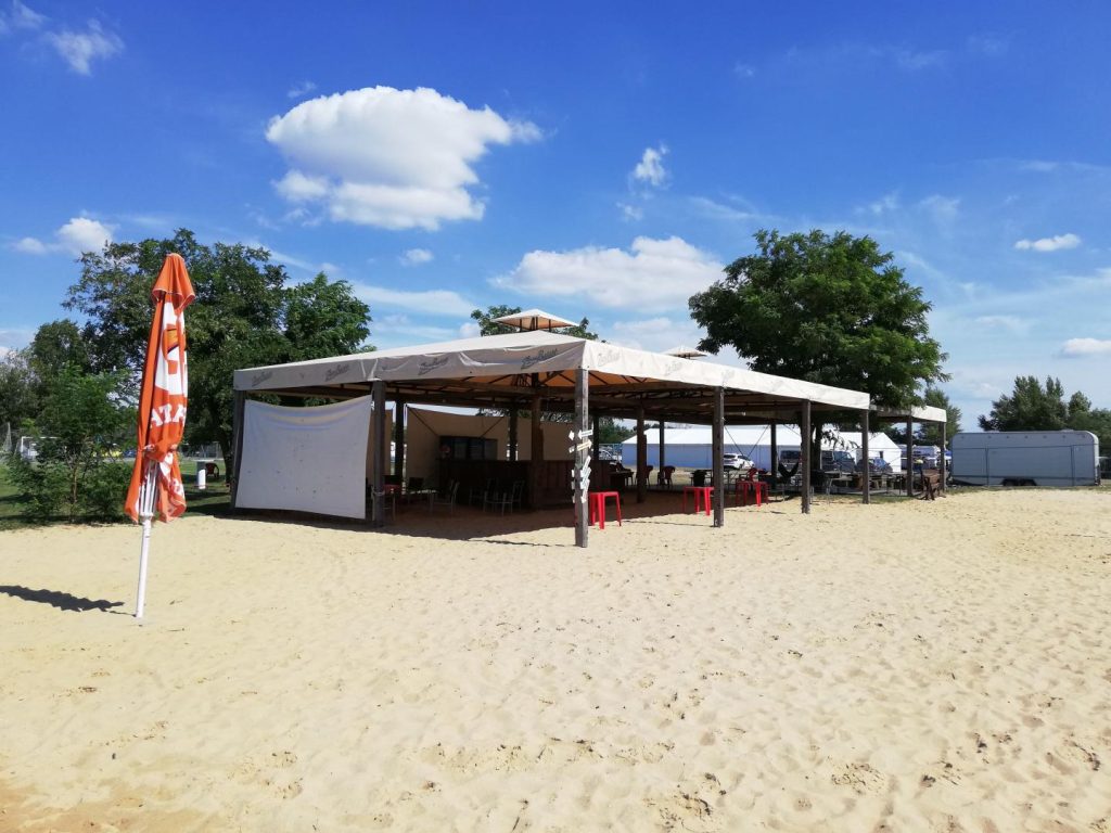 Divoka-Voda_catering_beach-bar1-3